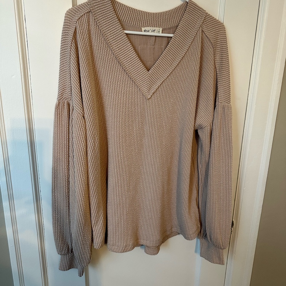 Women’s “New In” brand tan/beige v-neck bubble sleeve flowy long sleeve top